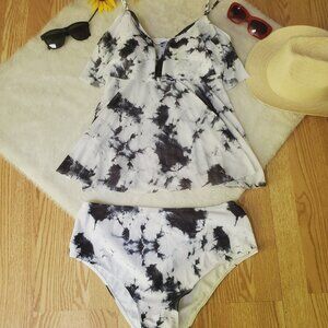 NWOT TIE DYE MESH RUFFLE TWO PIECE TANKINI SWIMSUIT